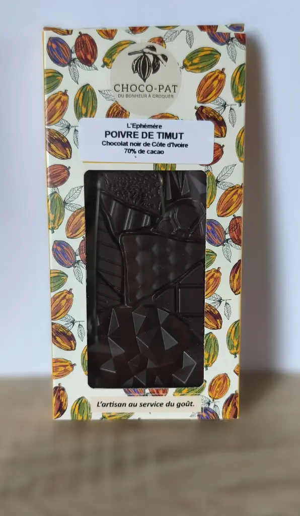 Chocolat noir 70% de cacao au poivre de Timut.