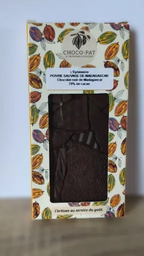 Tablette l'Ephémère   - Chocolat au poivre sauvage de Madagascar.